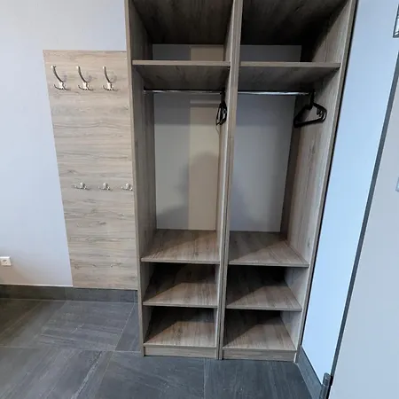 Lejlighed Monteurunterkunft - Hotel-pension Schlafpunkt In Solingen