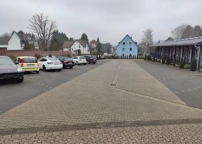 Monteurunterkunft - Hotel-pension Schlafpunkt In Solingen