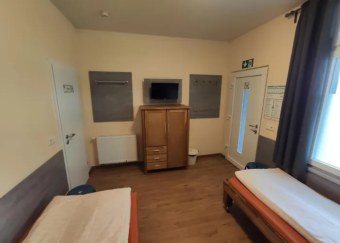 Monteurunterkunft - Hotel-pension Schlafpunkt In 졸링겐