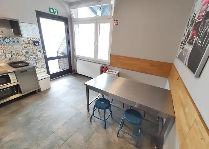 Monteurunterkunft - Hotel-pension Schlafpunkt In * Solingen