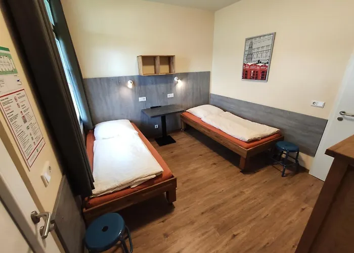 Monteurunterkunft - Hotel-pension Schlafpunkt In 졸링겐