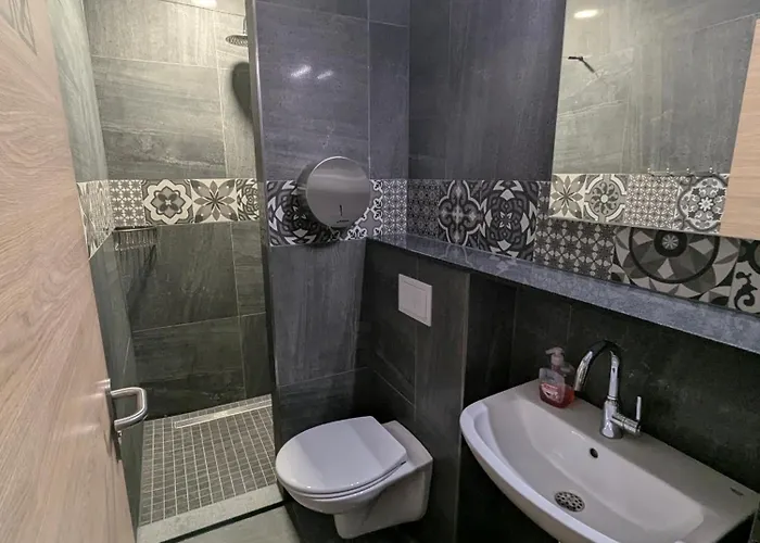 Monteurunterkunft - Hotel-pension Schlafpunkt In Lejlighed *